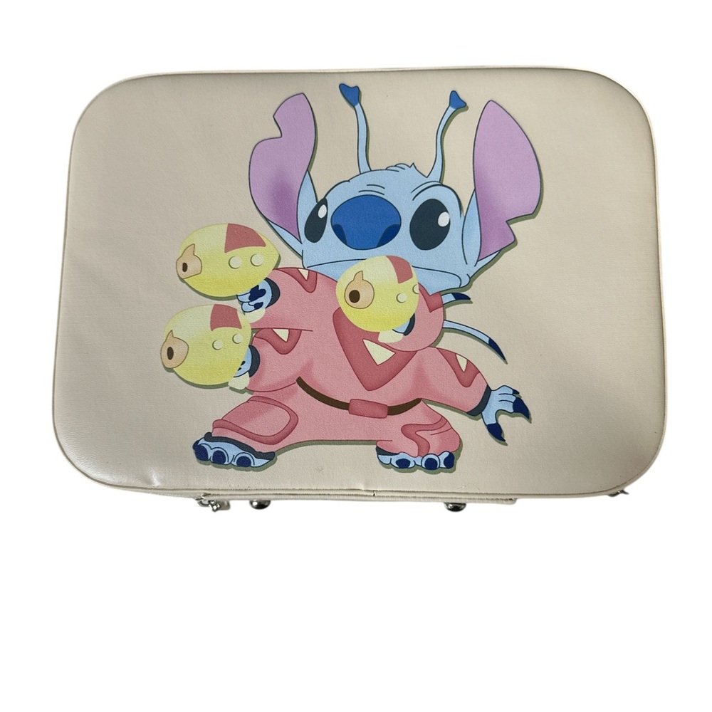 Stitch Cream Laptop Sleeve